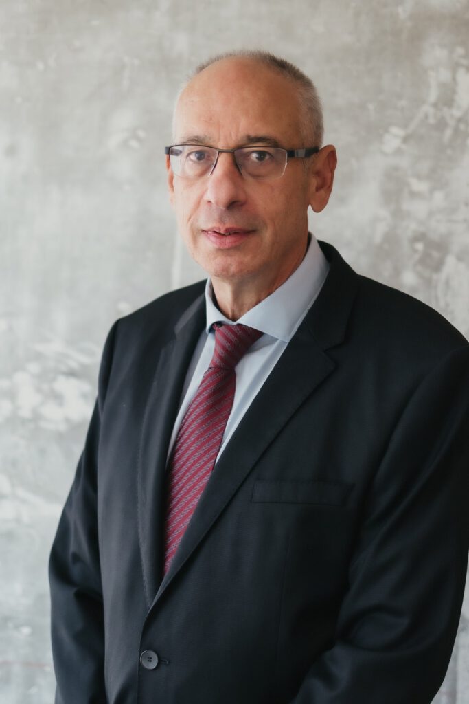 Profile image of Navot Tel-Zur.